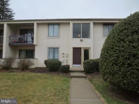 V8 Avon, East Windsor, NJ 08520