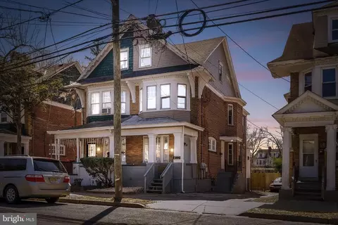 57 Sanhican Dr, Trenton, NJ 08618