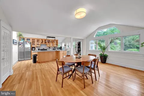 Dining - 24 Montague Ave, Ewing, NJ 08628 photo 1 of 3