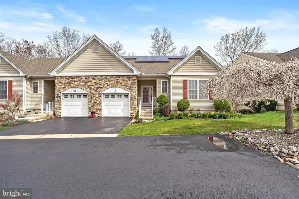 58 Goldfinch Dr, Hamilton, NJ 08690 photo 1