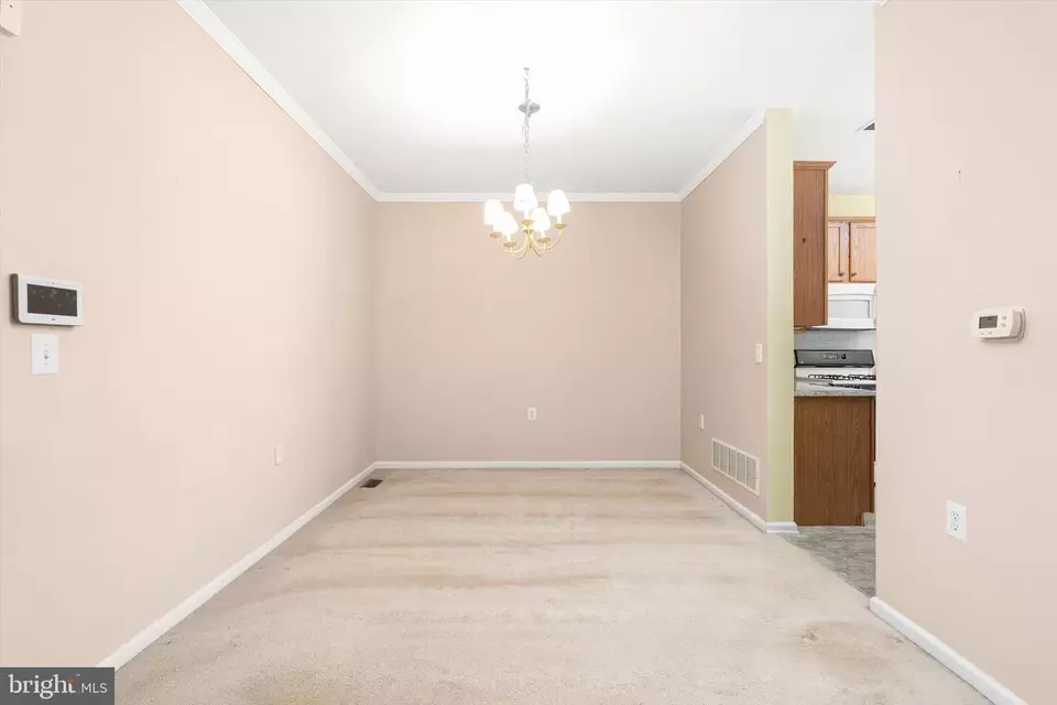  58 Goldfinch Dr, Hamilton, NJ 08690 photo 9