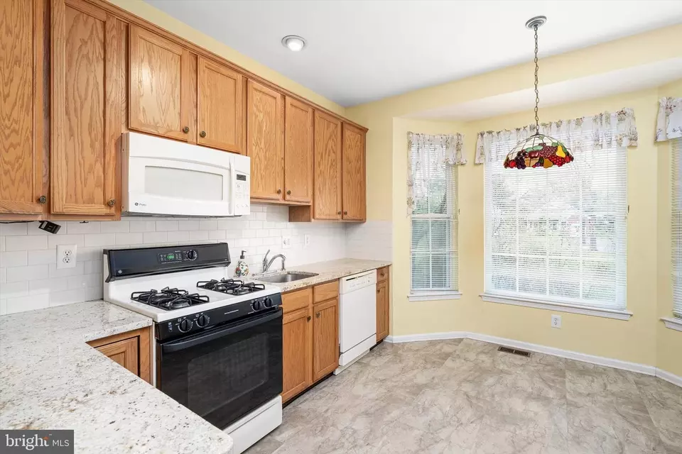  58 Goldfinch Dr, Hamilton, NJ 08690 photo 10