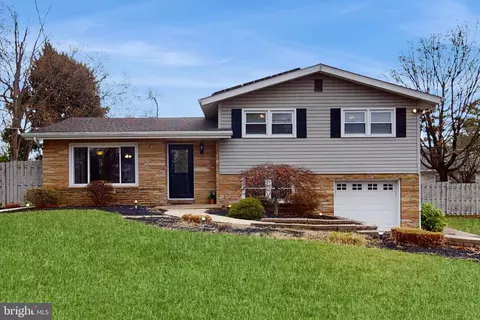 935 Bear Tavern, Ewing, NJ 08628