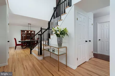 9 Westbrooke Blvd, Princeton Junction, NJ 08550