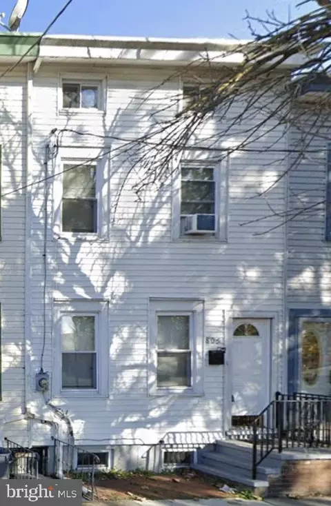 806 Lamberton St, Trenton, NJ 08611