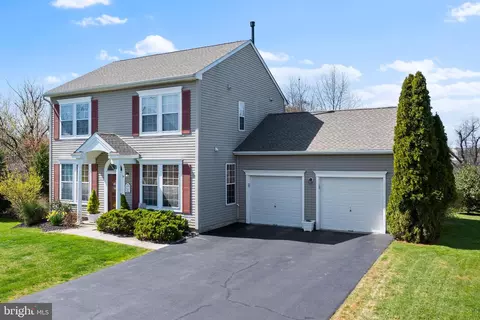 14 Strathmore Way, East Windsor, NJ 08520