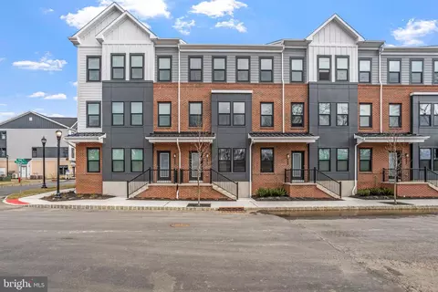 208 Vaughn Dr, Princeton Junction, NJ 08550