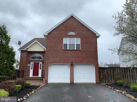 27 Yorkshire Village Rd, Lawrenceville, NJ 08648