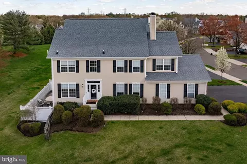 243 Colt St, Pennington, NJ 08534