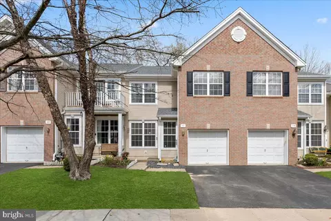 111 Windsor Pond Rd, Princeton Junction, NJ 08550