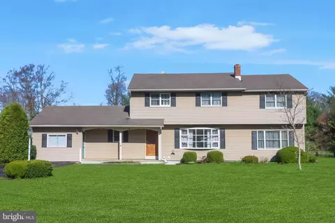 428 Dutch Neck Rd, East Windsor, NJ 08520