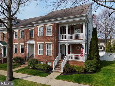 49 Malsbury St, Robbinsville, NJ 08691