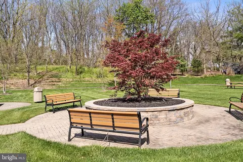 View/Area - 28 Kyle Way, Ewing, NJ 08628 photo 2 of 4