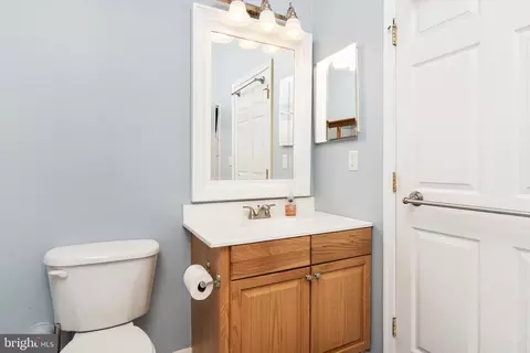 Bath - 28 Kyle Way, Ewing, NJ 08628 photo 3 of 3