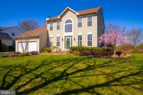 12 Berwick Cir, East Windsor, NJ 08520