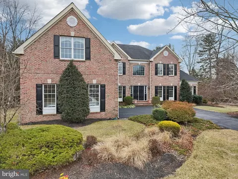 62 Ettl Cir, Princeton, NJ 08540