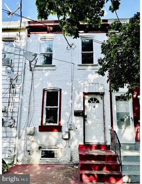 14 Mayers Ct, Trenton, NJ 08611