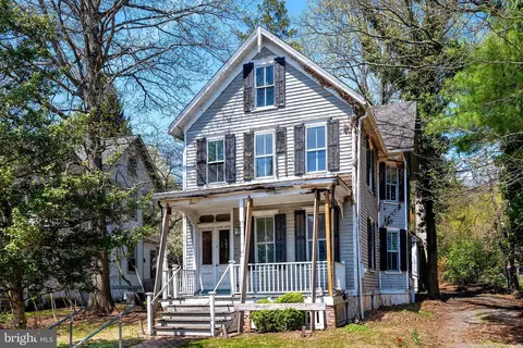 20 Hart Ave, Hopewell, NJ 08525