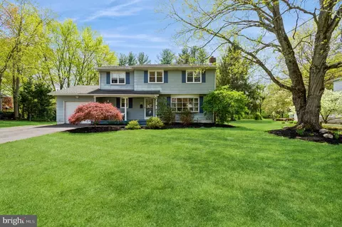 44 Brooktree Rd, East Windsor, NJ 08520