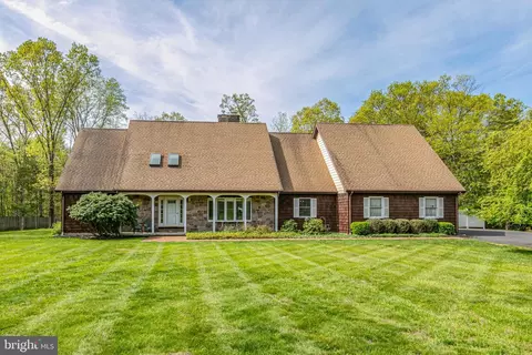 12 Bayberry Rd, Princeton, NJ 08540