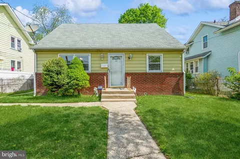 104 Parkway Ave, Ewing, NJ 08618