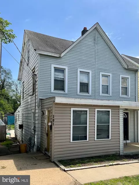 201 Main St, Hamilton, NJ 08620