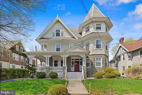 32 Wiggins St, Princeton, NJ 08540
