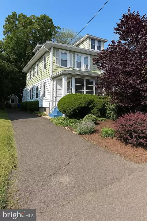 192 Millerick Ave, Lawrence, NJ 08648