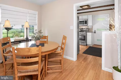 Dining - 5 White Beech Ct, Ewing, NJ 08618 photo 1 of 2