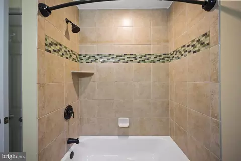 Bath - 2115 Pennington, Ewing, NJ 08638 photo 4 of 6