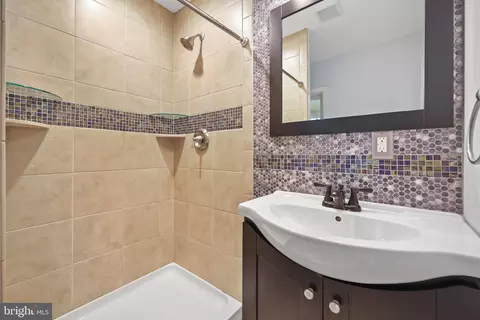 Bath - 2115 Pennington, Ewing, NJ 08638 photo 2 of 6