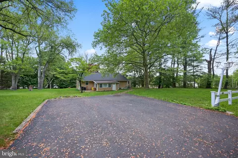 Exterior - 2115 Pennington, Ewing, NJ 08638 photo 5 of 6