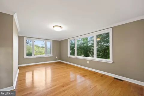 Living - 2115 Pennington, Ewing, NJ 08638 photo 5 of 7
