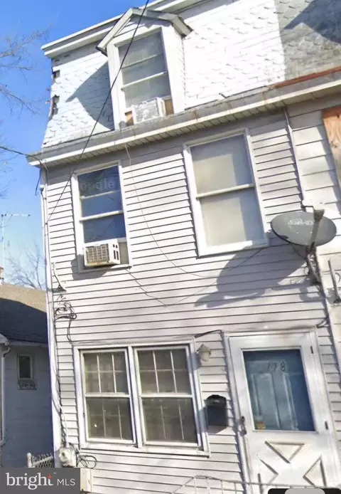 118 Genesee St, Trenton, NJ 08611