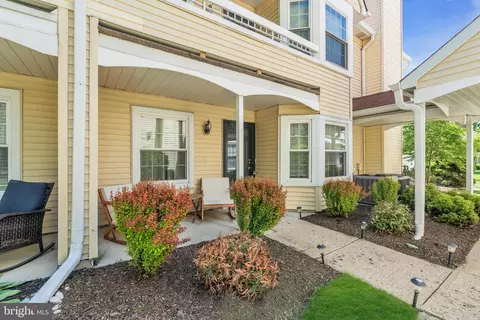 124 Mill Run, Hightstown, NJ 08520
