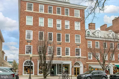 44 Nassau St #A, Princeton, NJ 08542