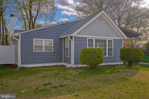 247 Field Ave, Hamilton, NJ 08610