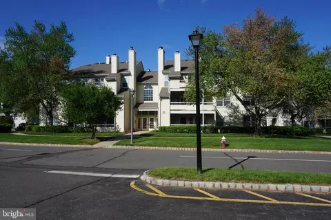 106 Heritage Blvd #6, Princeton, NJ 08540