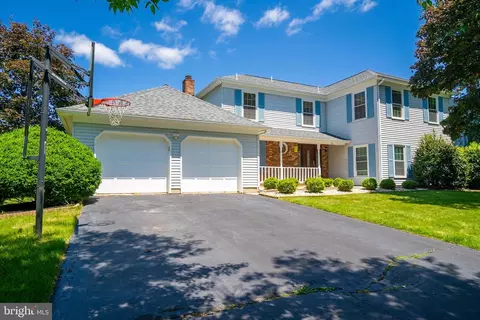 55 Cambridge Way, Princeton Junction, NJ 08550