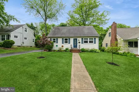 212 Greeley St, Hightstown, NJ 08520