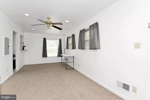 Living - 13 Dorset Dr, Ewing, NJ 08618 photo 1 of 2