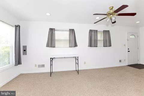 Living - 13 Dorset Dr, Ewing, NJ 08618 photo 2 of 2