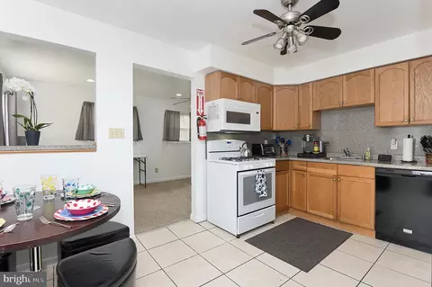 Entry Way - 13 Dorset Dr, Ewing, NJ 08618 photo 1 of 2