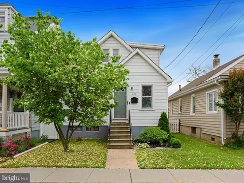 123 Beal St, Hamilton, NJ 08610