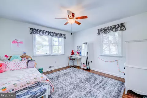 Bedroom - 33 Dailey Dr, Hamilton, NJ 08620 photo 1 of 5