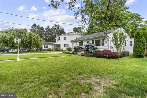 15 Renee, Lawrence Township, NJ 08648