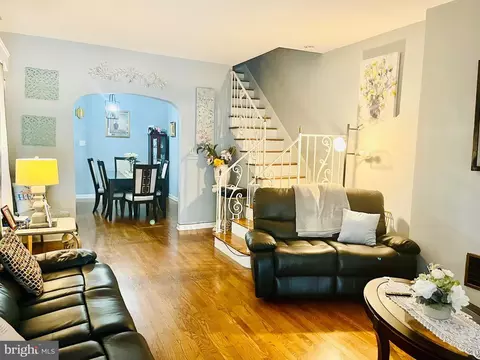 130 Anderson St, Trenton, NJ 08611