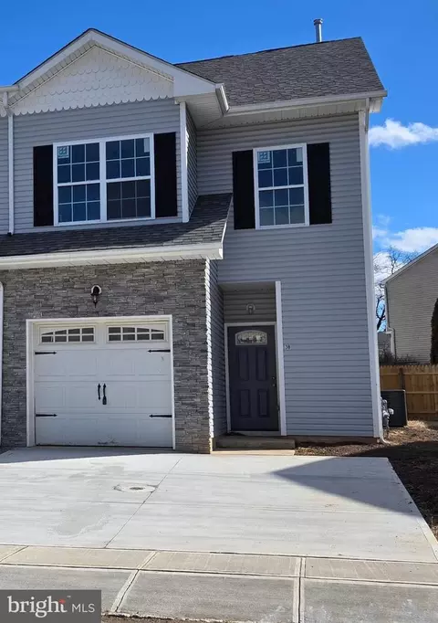 38 J Russel Smith, Lawrence, NJ 08648