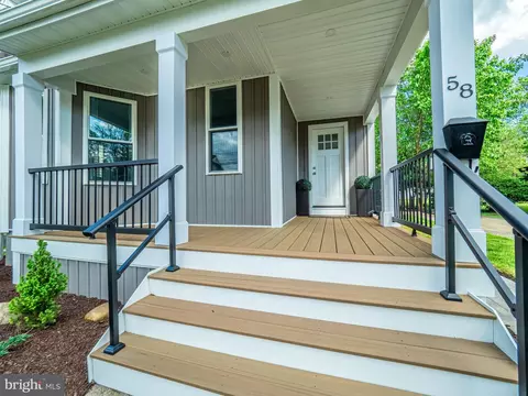 58 Park Ave, Hamilton, NJ 08690