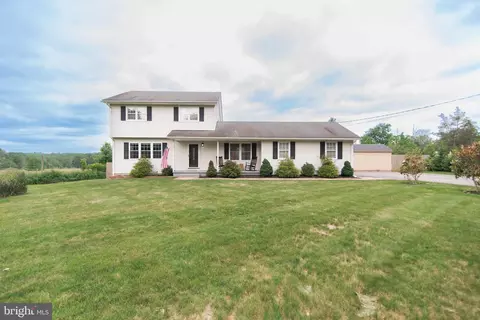 261 Lambertville Hopewell Rd, Hopewell, NJ 08525